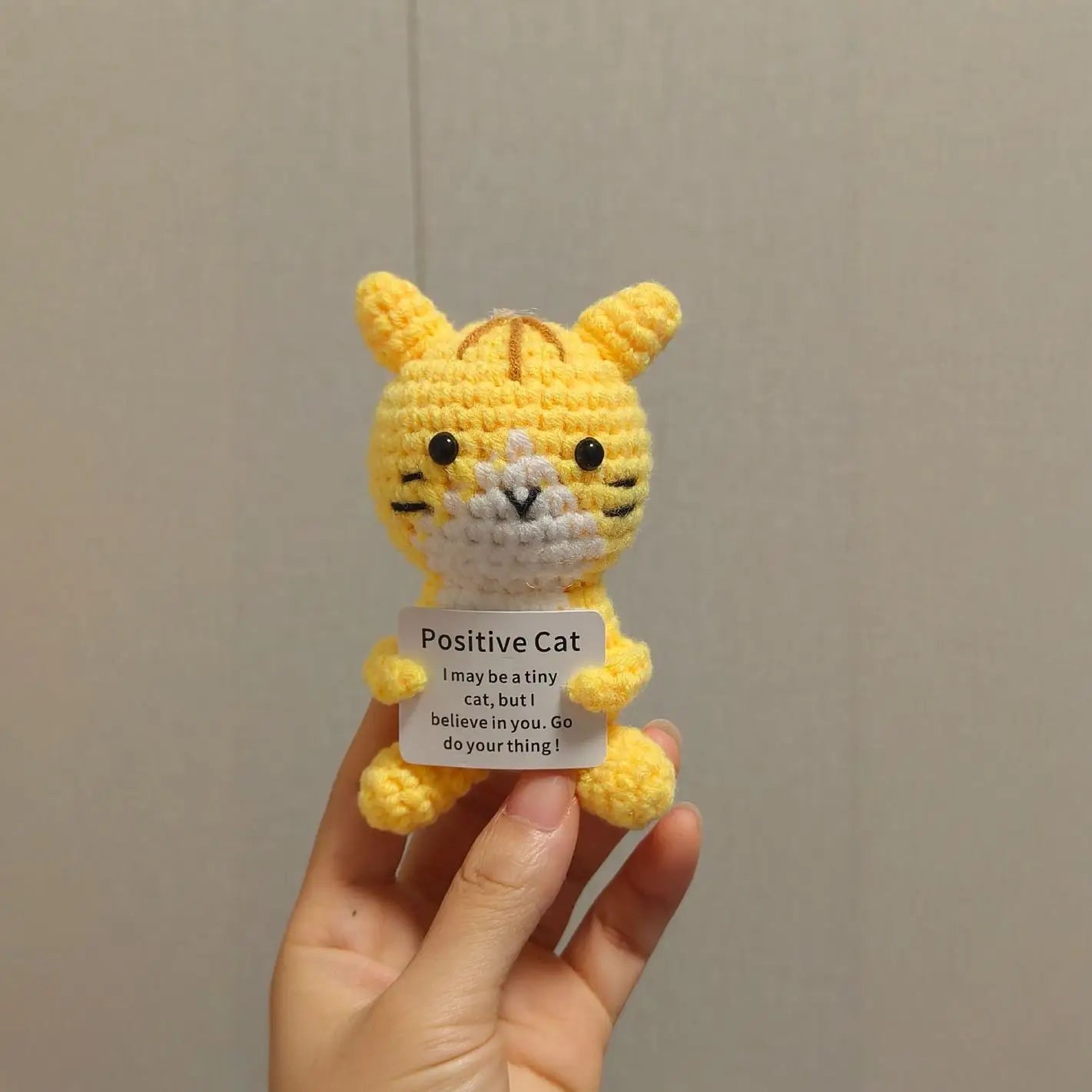 Cute Handwoven Positive Energy Cat Ornaments Home Room Decoration Handmade Crochet Support Emotional Cat Dolls Christmas Gift